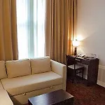 La Boutique 4*
